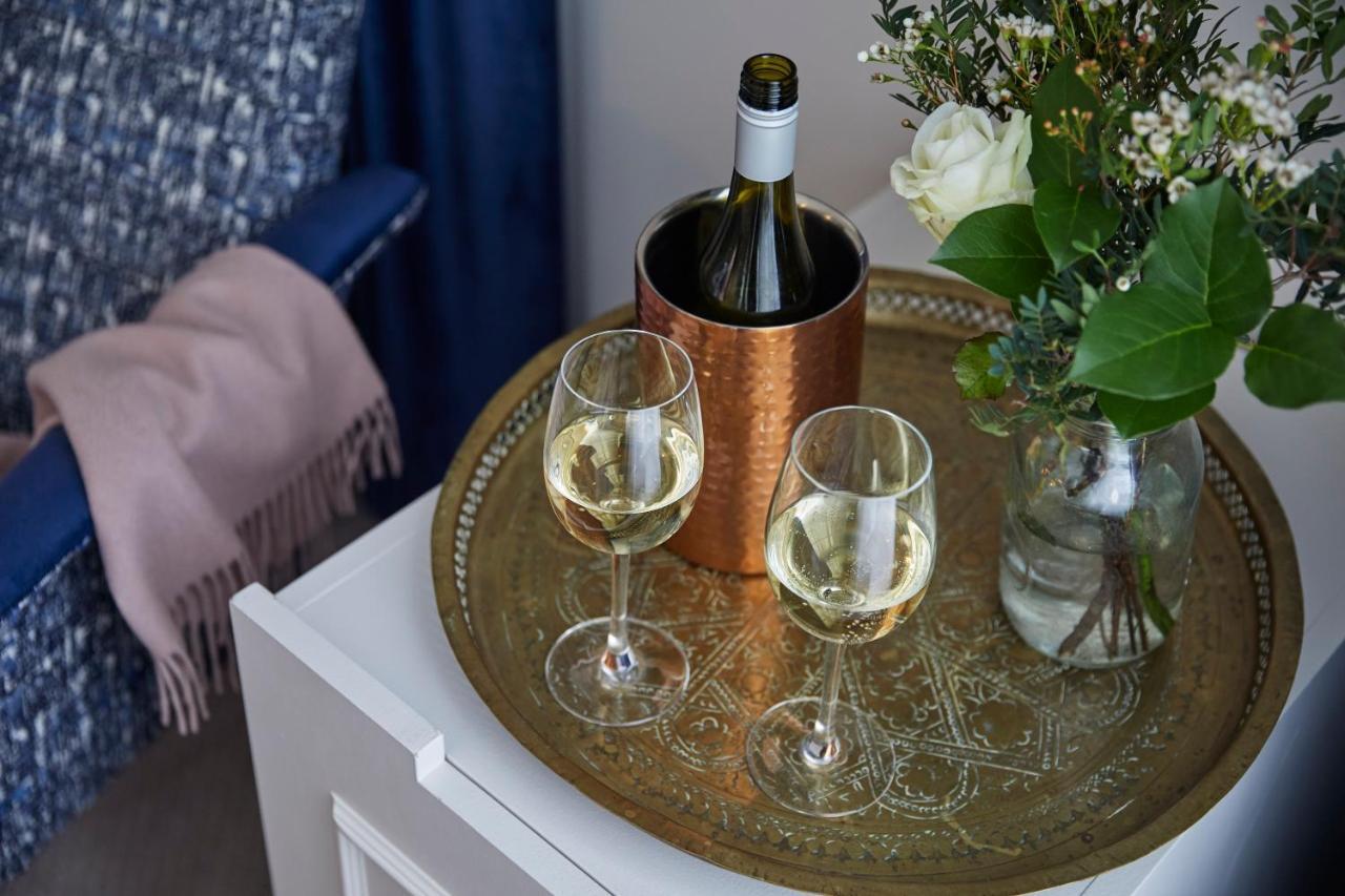 Hertford House Екстериор снимка